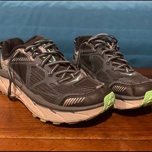 Womens Hoka one one  size 7.5